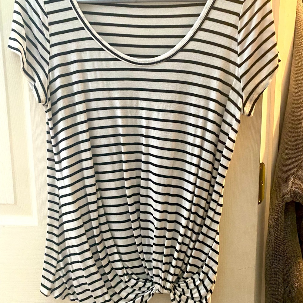 Maurice’s stripped T-shirt